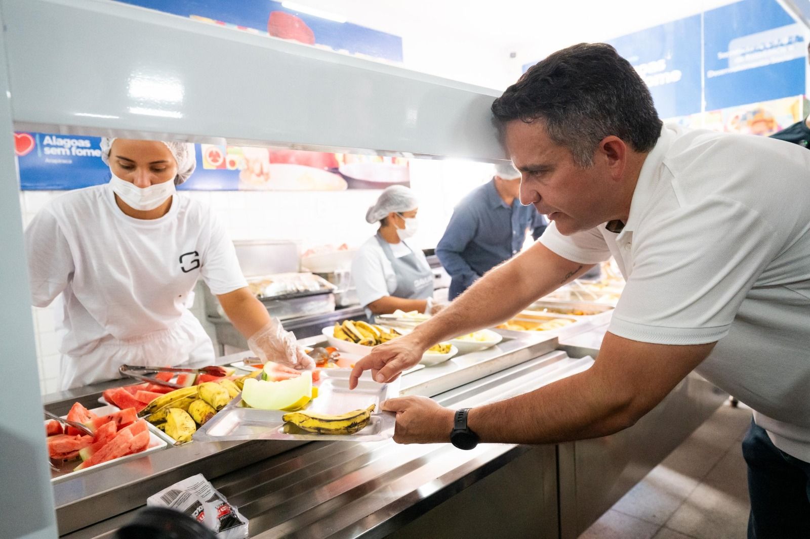 Paulo Dantas entrega 1º Restaurante Popular Alagoas Sem Fome no interior do Estado