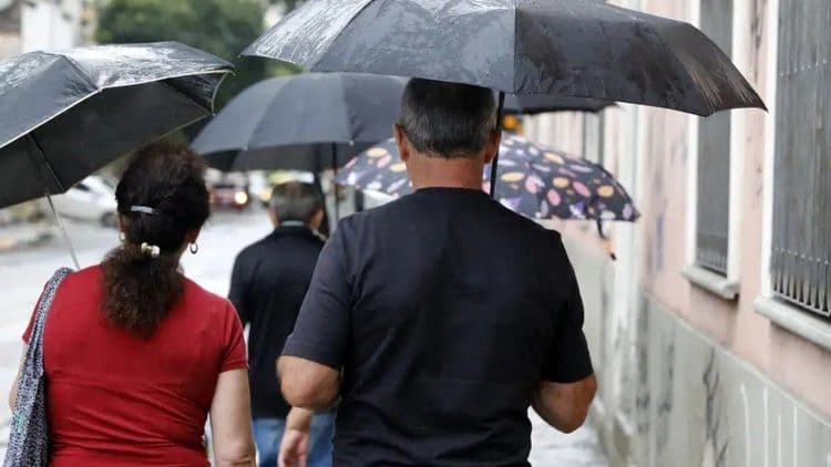 Frente fria avança pelo Sudeste, afetando São Paulo e Rio de Janeiro. Reprodução: iG.