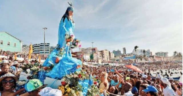 Dia de Iemanjá: Celebrando a Rainha do Mar no Brasil