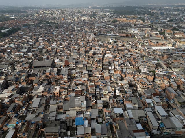 Maré entra no mapa do Rio, com mapeamento de ruas e limites das 16 favelas. Legenda da imagem. Reprodução: Retorno do item 11