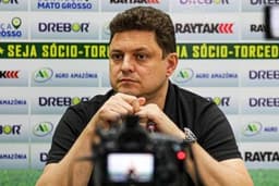 Cuiabá aciona Banco Central em busca de cobranças pendentes do Atlético-MG.; Reprodução: Globo