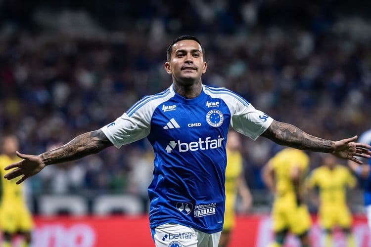 Cruzeiro Inicia Campeonato com Novas Táticas e Protagonistas