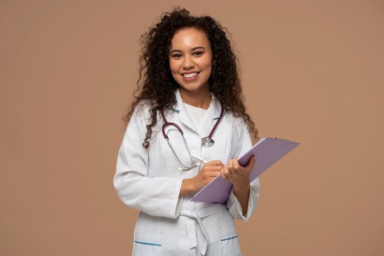 Unificação das diretrizes e avaliações busca transformar a formação médica no Brasil. Reprodução: Globo
