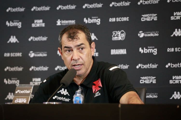 Técnico enfrenta pressão antes do clássico entre Vasco e Flamengo no Brasileirão. Reprodução: Globo