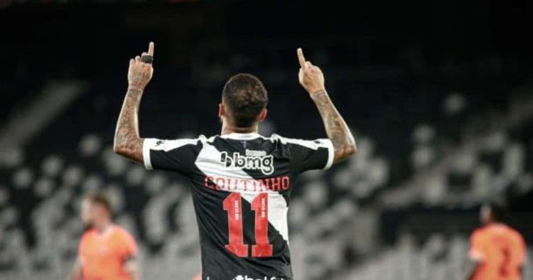 Coutinho destaca semelhança entre gol pelo Vasco e Copa do Mundo