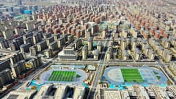 Construção de cidade projetada com tecnologia da Huawei e China Unicom, a 112 km de Pequim. Reprodução: IGN Brasil