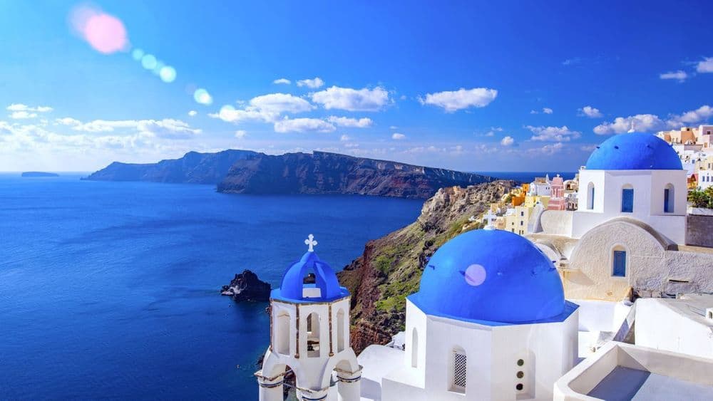 Mais de 7000 deixaram Santorini após terremotos