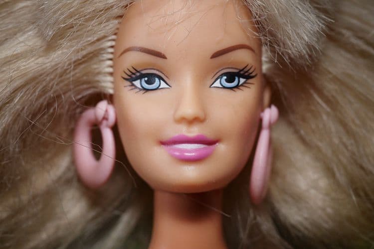 Mattel anuncia parceria com OpenAI para desenvolver brinquedos com inteligência artificial. Reprodução: Business Insider