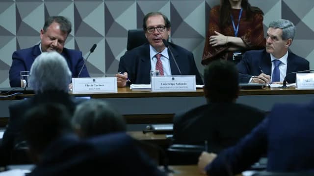 Antagonistas surgem após conclusão dos trabalhos da Comissão de Juristas sobre reforma. Reprodução:  Autor do site
