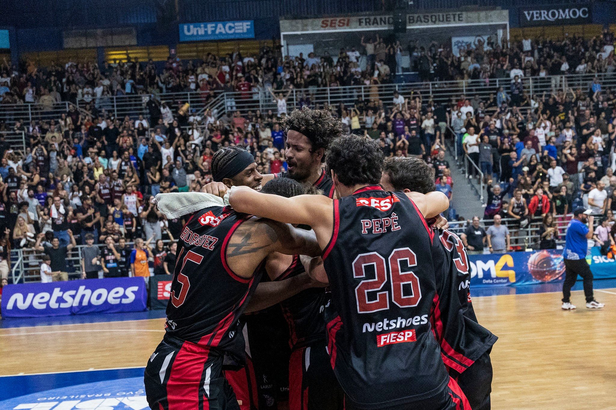 Franca é o primeiro time a fazer cinco finais seguidas de NBB