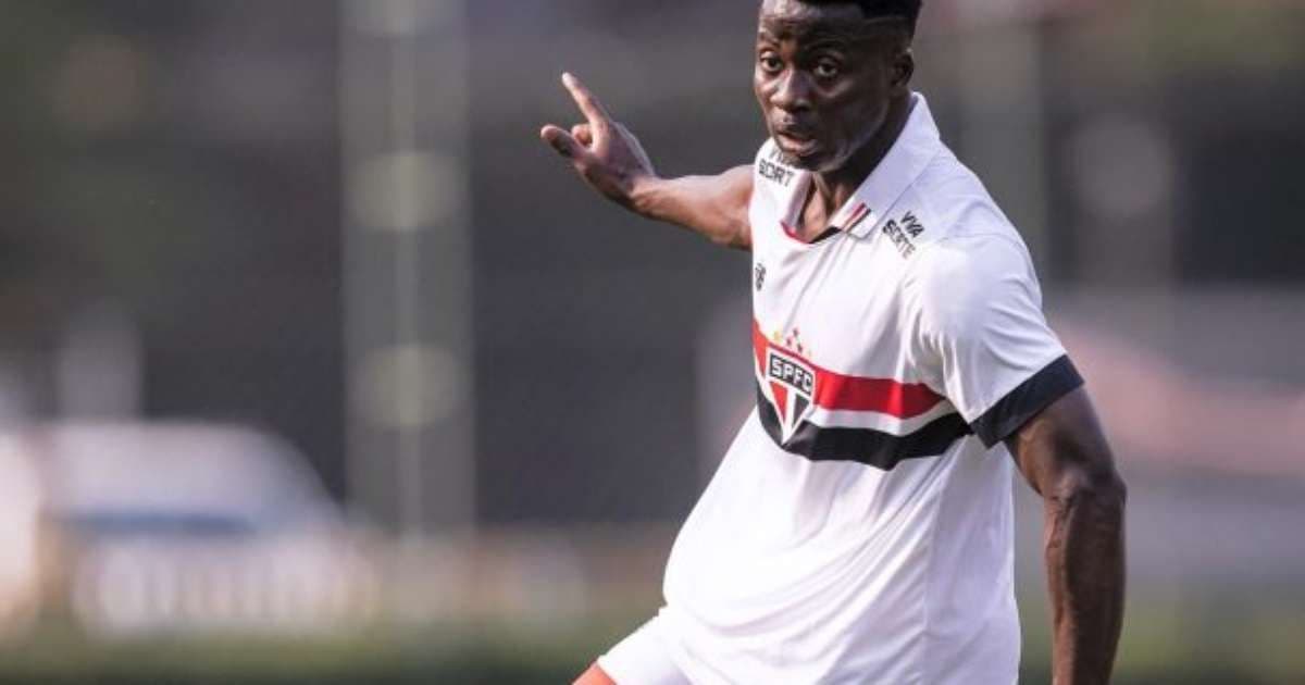 São Paulo renova contrato com King Faisal