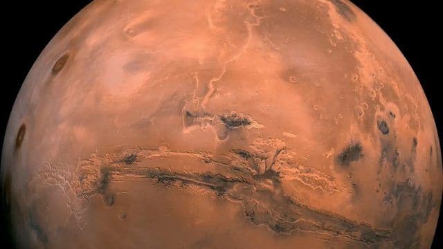 China Ruma para Ultrapassar NASA em Missão a Marte