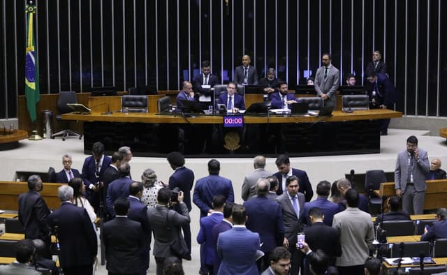 A pesquisa mostra desconhecimento sobre emendas e desconfiança em relação ao uso do dinheiro pela população. Reprodução: Globo