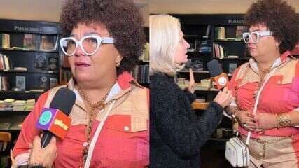 Babi Cruz se emociona ao celebrar a vida e legado de Arlindo Cruz durante lançamento de sua biografia. Reprodução: Globo