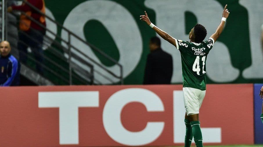 Palmeiras goleia o Sporting Cristal e avança com 100% de aproveitamento na Libertadores. Reprodução: esporte.ig.com.br.
