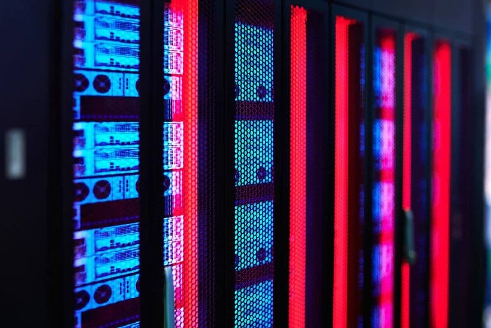 Inteligência artificial depende de grandes volumes de dados para construção e aprimoramento de modelos. Reprodução: TechCrunch