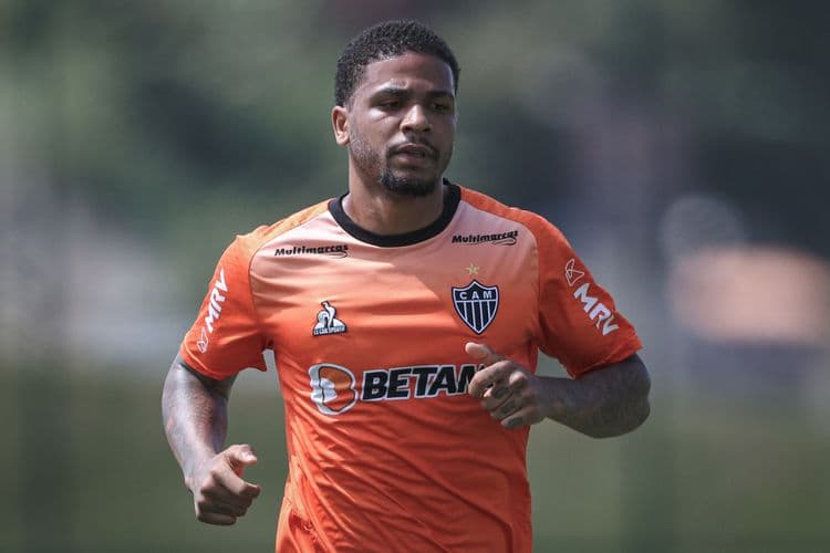 Micael se destaca nos EUA e é alvo do Palmeiras