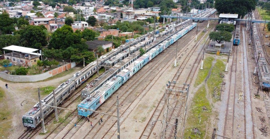 SuperVia reduz intervalos de viagens nos ramais Japeri, Saracuruna e Santa Cruz durante horários de pico. Reprodução: Globo