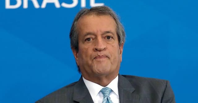 Apoiadores de Valdemar Costa Neto saem em defesa após STF reabrir investigação. Legenda da imagem. Reprodução: Retorno do item 11