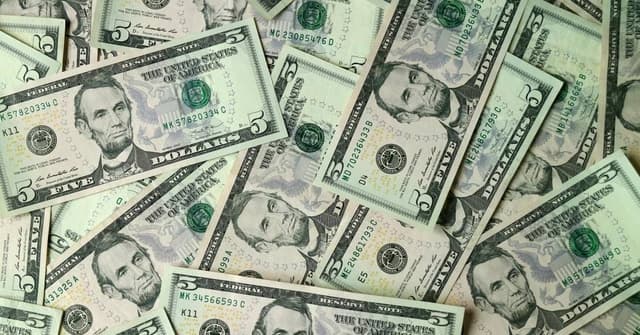 Suspensão de decretos aumenta segurança jurídica e altera IOF sobre operações financeiras. Reprodução: Veja
