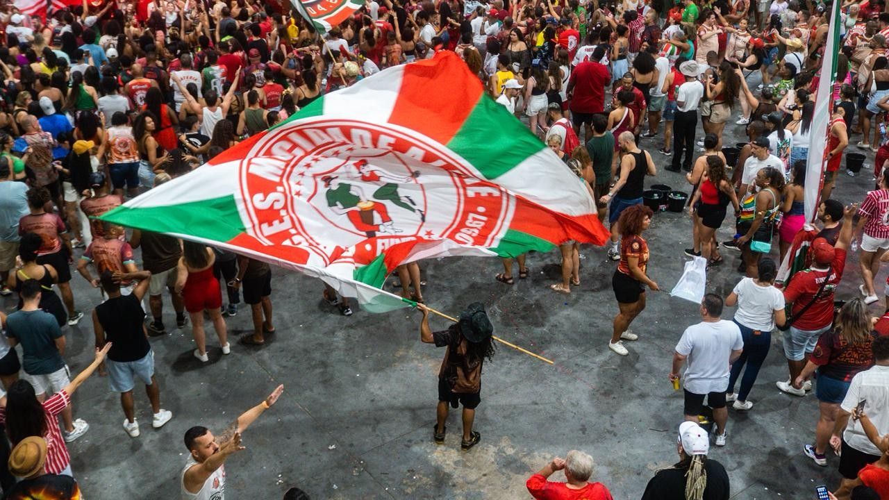 Desfile das Campeãs retorna ao Sambódromo neste sábado. Reprodução: G1
