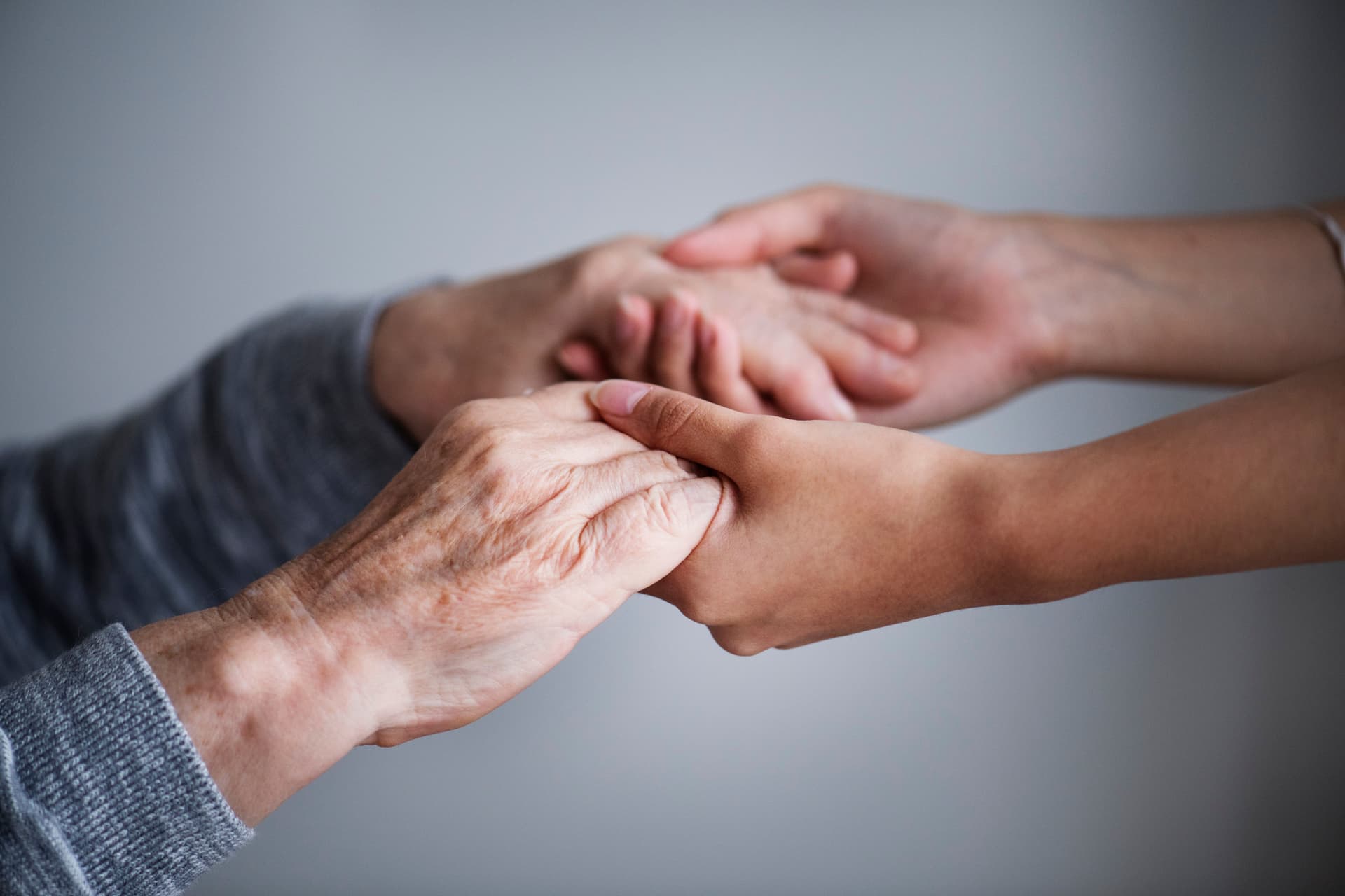Cuidados e esperança: avanço dos testes sanguíneos para detecção precoce do Alzheimer. Legenda da imagem. Reprodução: Retorno do item 11