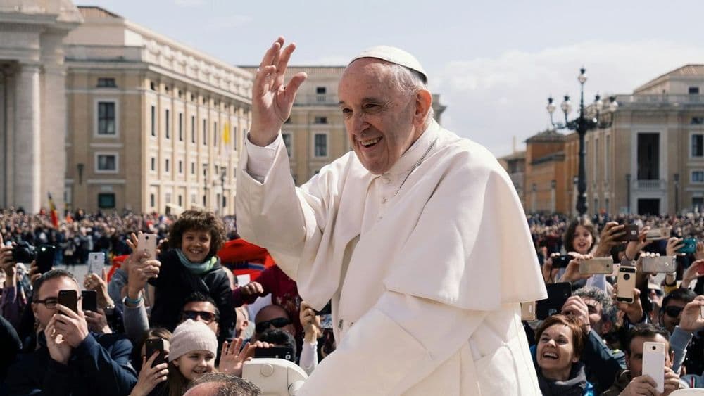 Entenda a infecção polimicrobiana que afeta o papa Francisco