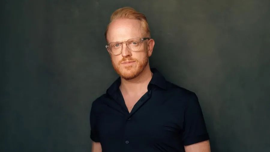 Owain Rhys Davies, ator de 'Twin Peaks' e 'The OA', faleceu aos 44 anos.