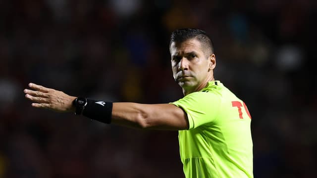 Áudio do VAR revela decisão do pênalti a favor do Palmeiras na vitória sobre o Sport.; Reprodução: Gazeta Esportiva