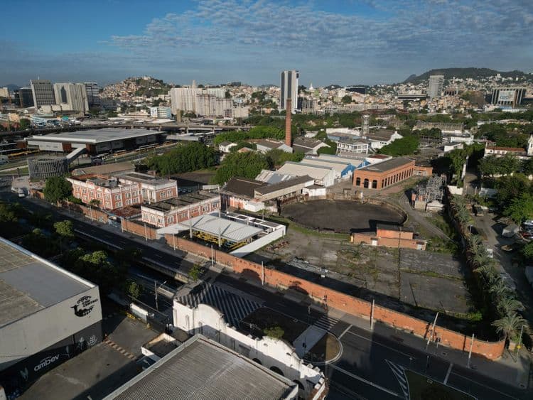 Flamengo Prorroga Acordo de Terreno para Estádio