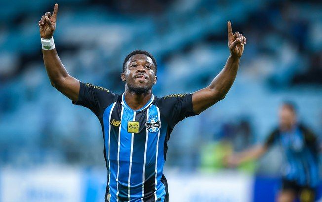 Grêmio e Confiança em campo: veja onde assistir ao jogo de hoje, 21/04.. Reprodução: Esporte