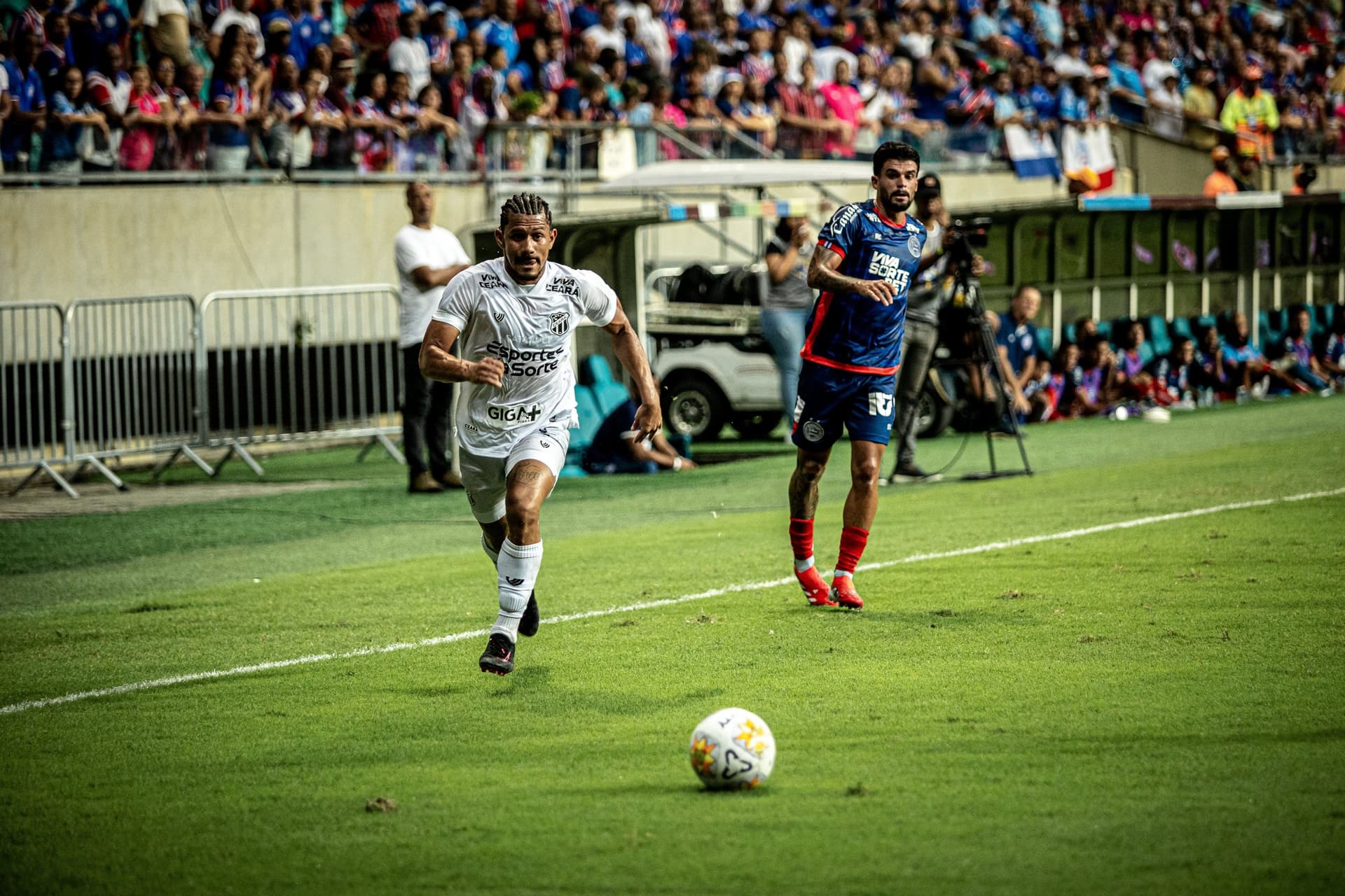 Bahia vence Ceará e mantém liderança surpreendente na Copa do Nordeste