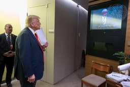 Trump assiste, atento, ao discurso de Lula na ONU; os dois se cumprimentam e marcam encontro na semana que vem. Reprodução: Retorno do item 11
