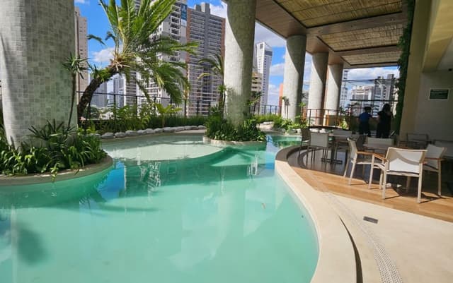 Condomínio de luxo em Goiânia oferece elevador para carros e vista panorâmica. Reprodução: G1