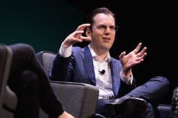 Mike Krieger anuncia mudança de postura da Anthropic sobre uso de IA em processos seletivos. Reprodução: Business Insider