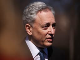 David Sacks, czar da inteligência artificial da Casa Branca, critica a exageração sobre a AGI. Reprodução: Business Insider