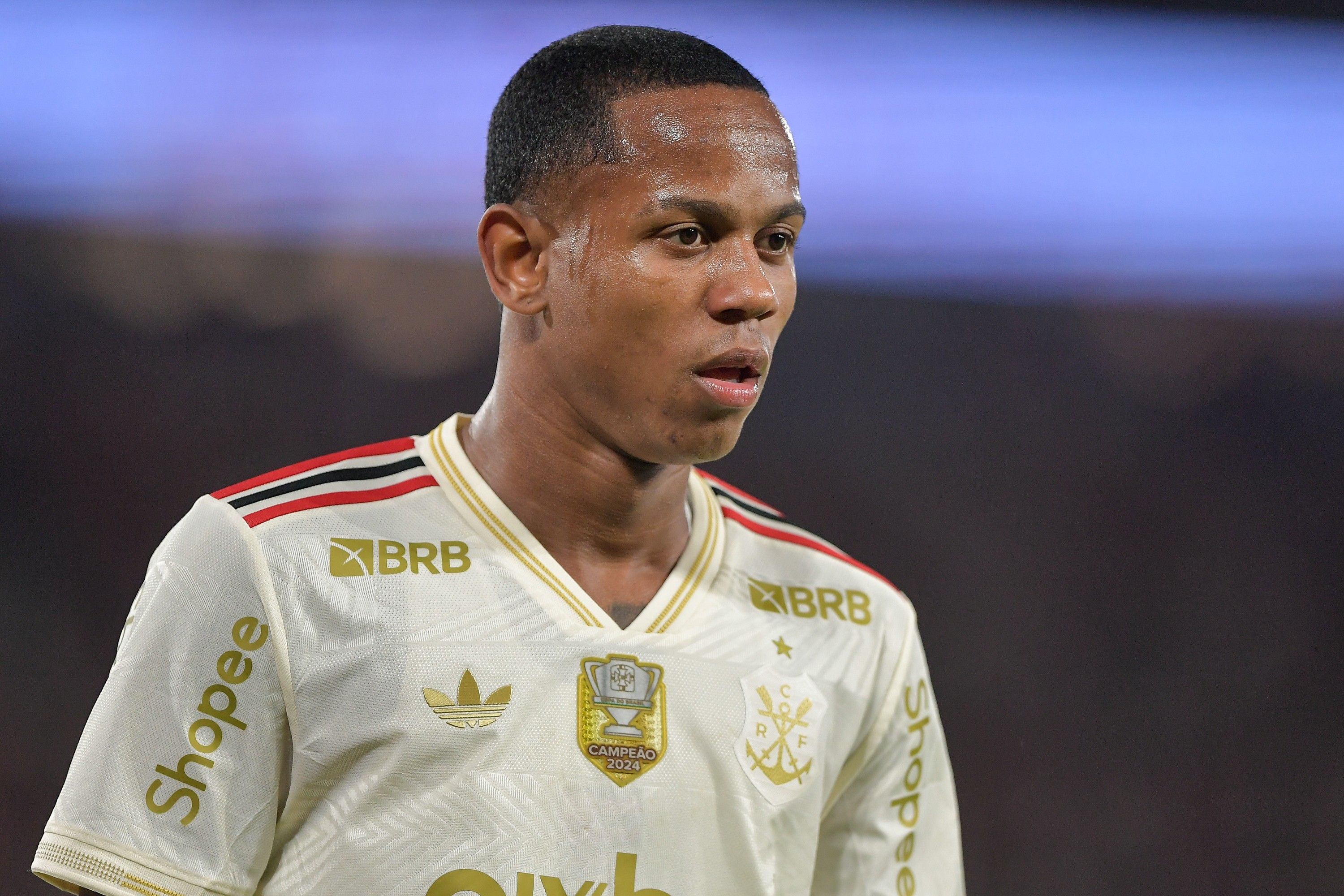 Flamengo encaminha venda de Wallace Yan ao Bragantino. Reprodução: Ge