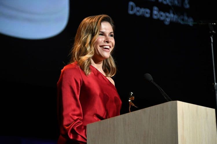 Glossier busca arrecadar US$ 100 milhões com avaliação abaixo de um bilhão.; Reprodução: TechCrunch