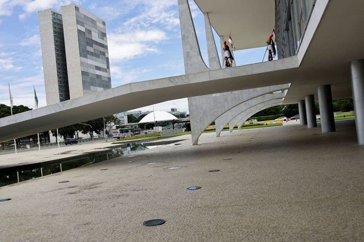 Votação do Orçamento de 2025 acontece em março