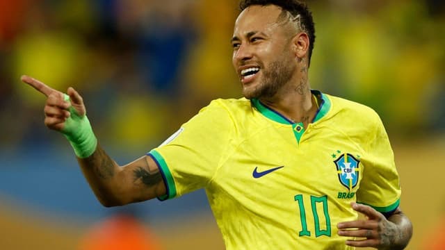 Neymar recorda momentos da sua estreia pela Seleção após quase dois anos afastado.; Reprodução: iG