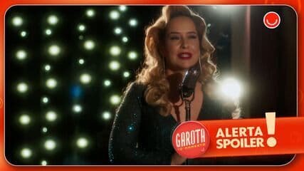 Ligia emociona a Raimundo ao apresentar sua nova música na boate Estúpido Cupido. Reprodução: Globo