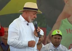 Lula critica empresário americano em evento público