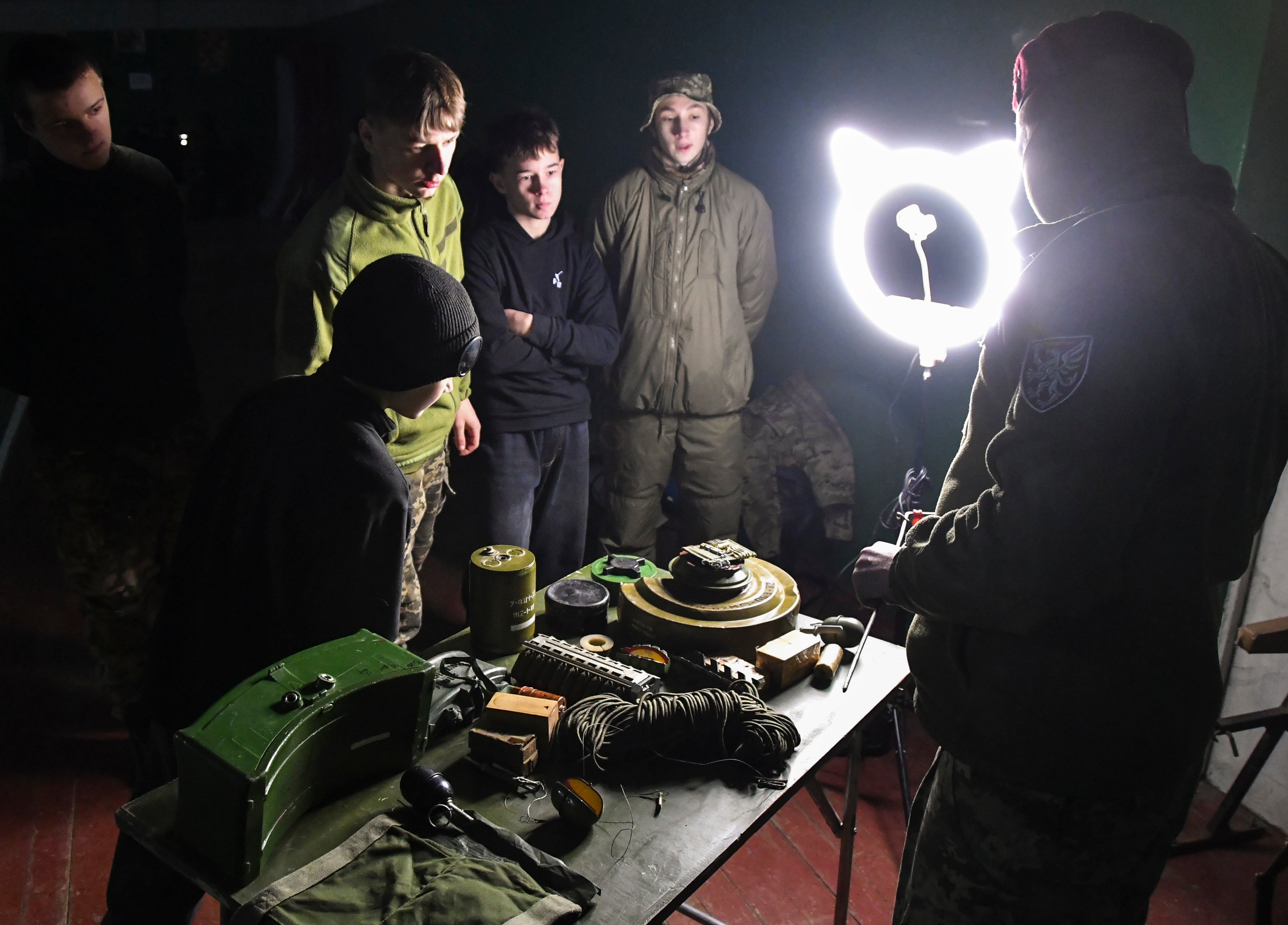 Europa pressiona Ucrânia para conter o êxodo de jovens rumo aos países vizinhos.. Reprodução: Elpais