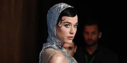 Frase reflexiva sobre a internet e suas consequências sociais. Reprodução: BuzzFeed