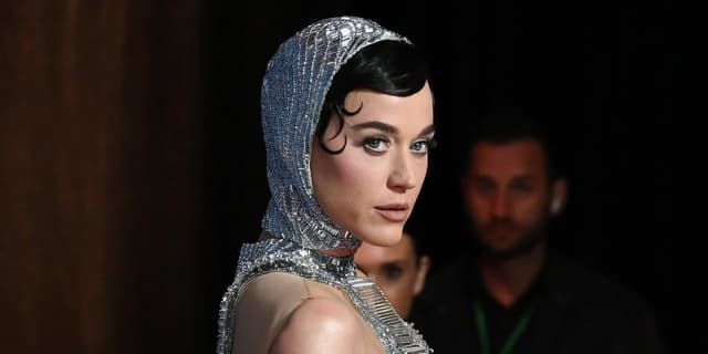 Frase reflexiva sobre a internet e suas consequências sociais. Reprodução: BuzzFeed