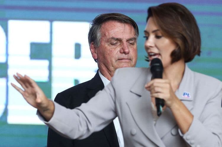Filho de ex-presidente comenta sobre os cuidados da ex-primeira-dama no hospital. Reprodução: CNN Brasil