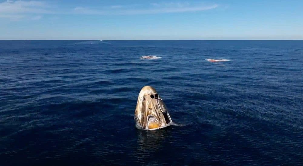 Astronautas da NASA Retornam Após Longa Estadia na ISS