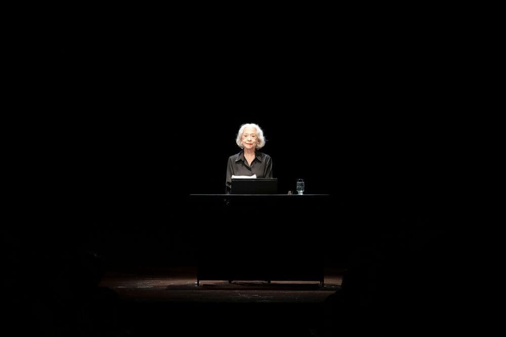 Fernanda Montenegro, aos 96 anos, anuncia apresentações no Teatro Multiplan e turnê pelo Brasil. Reprodução: Globo