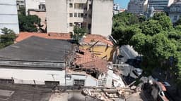 Casarão no Rio de Janeiro Desaba e Causa Tragédia