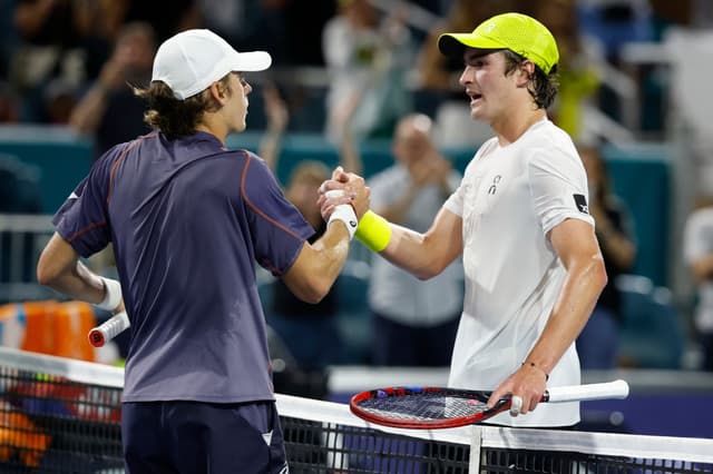 De Minaur Vence Fonseca e Provoca Torcida Brasileira